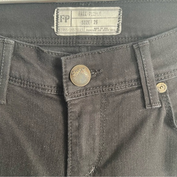 Free People‎ Women's Black Skinny Jeans Size 26 GUC - Picture 3 of 8